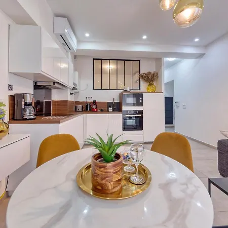 Chic & Cosy Appartment In Hyper Center, Parking Free & Air Conditioned & Wifi Nice Exterior photo