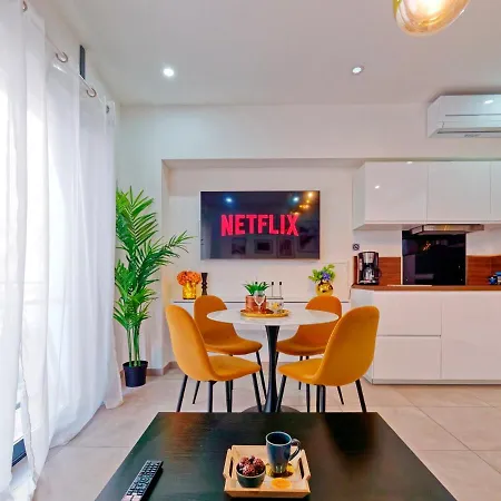 Chic & Cosy Appartment In Hyper Center, Parking Free & Air Conditioned & Wifi Nice Exterior photo