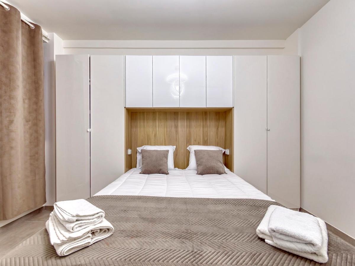 Chic & Cosy In Hyper Center, Parking Free & Air Conditioned & Wifi Appartement